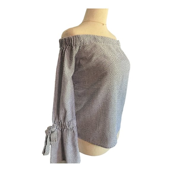 Aqua Top Women XS Striped Off the Shoulder Long Sleeve with Bell Sleeve‎ and Bow - Picture 5 of 12